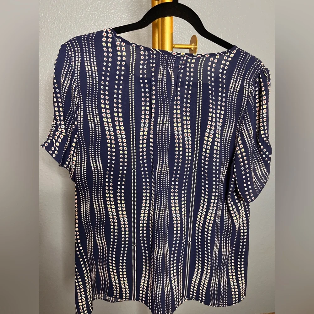 Talbot keyhole flower pattern short sleeve shirt Size L - Picture 6 of 7